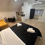 Brother's 50 Апартаменты *